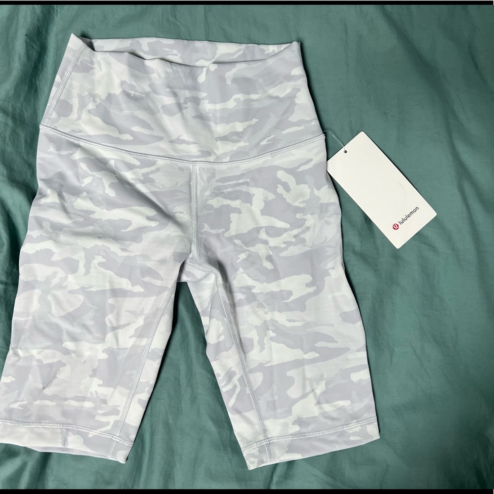 Lululemon wunder under bike shorts